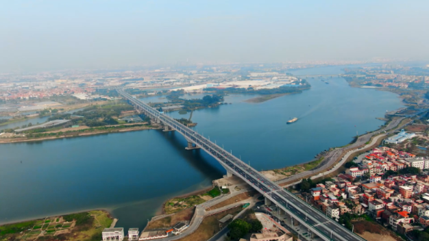 223.01.06.龙翔大桥及引道工程主桥通车