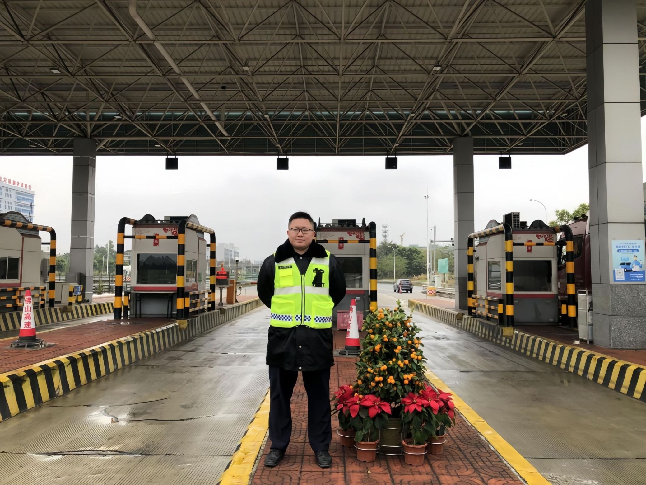 2024年2月7日韦绍劭春节值岗 (1)