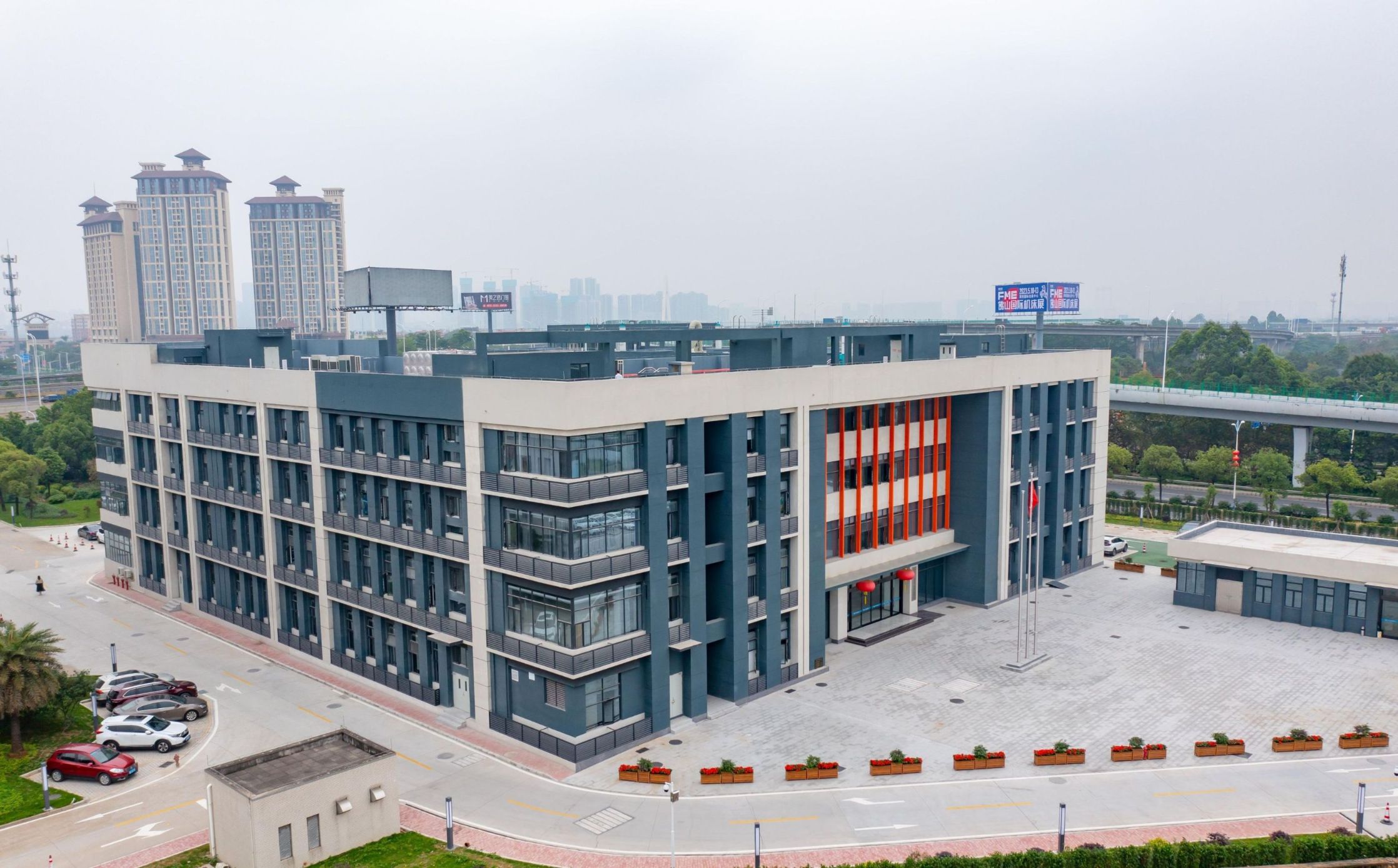 佛山交通科技检测研发基地侧面(1)(1)